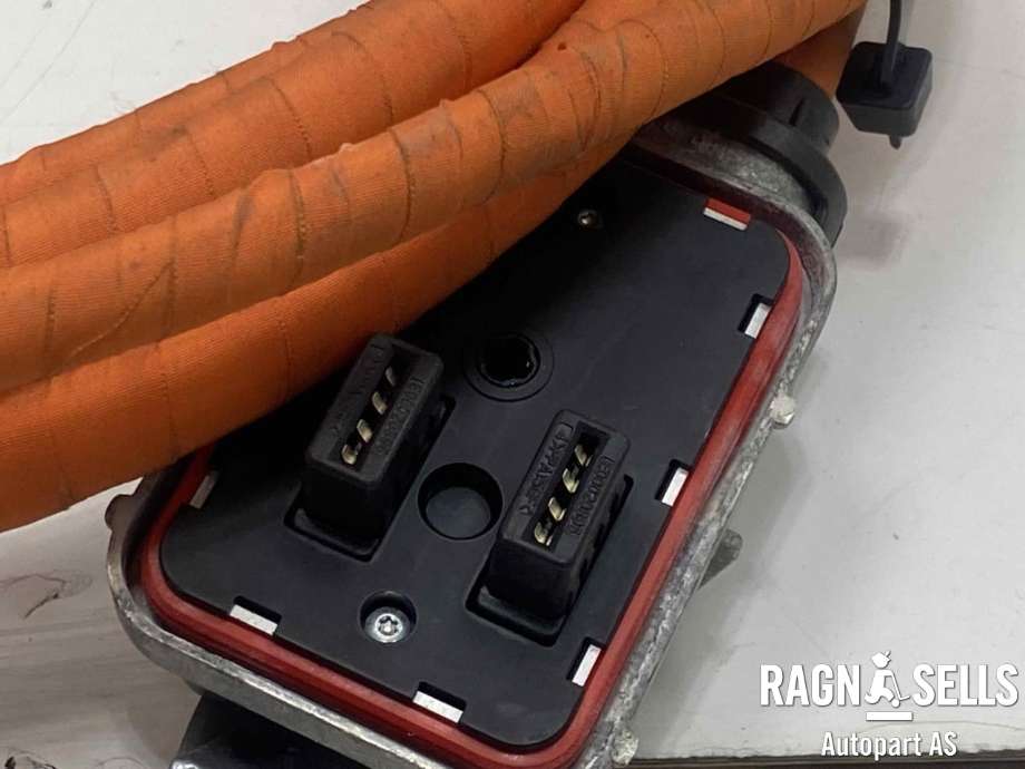 Batterilader inntak/luke til Jaguar I-PACE 2018-->>  (J9D3 10C756 HC|)
