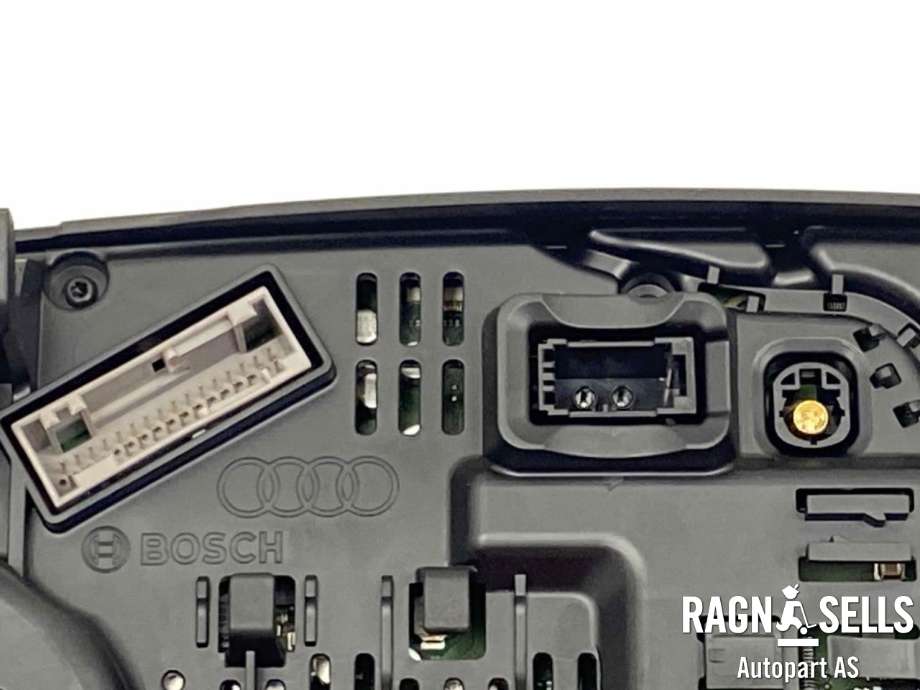Instrumentpanel til Audi e-tron 2018-->>  