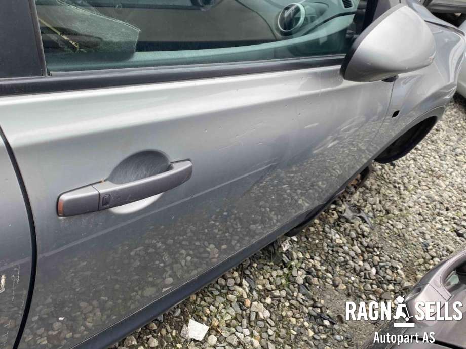 Dør høyre foran til Nissan Qashqai, 2007-2010 (Type I, Fase 1)  