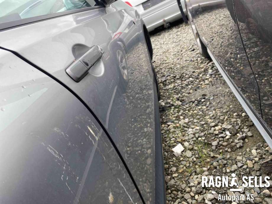 Dør høyre foran til Nissan Qashqai 2007-2010 (Type I, Fase 1)  