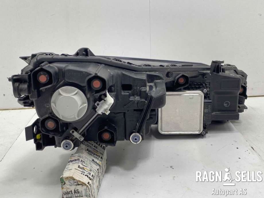 Frontlykt venstre full-LED til Lexus RZ 2023-->>  (8990746020|)
