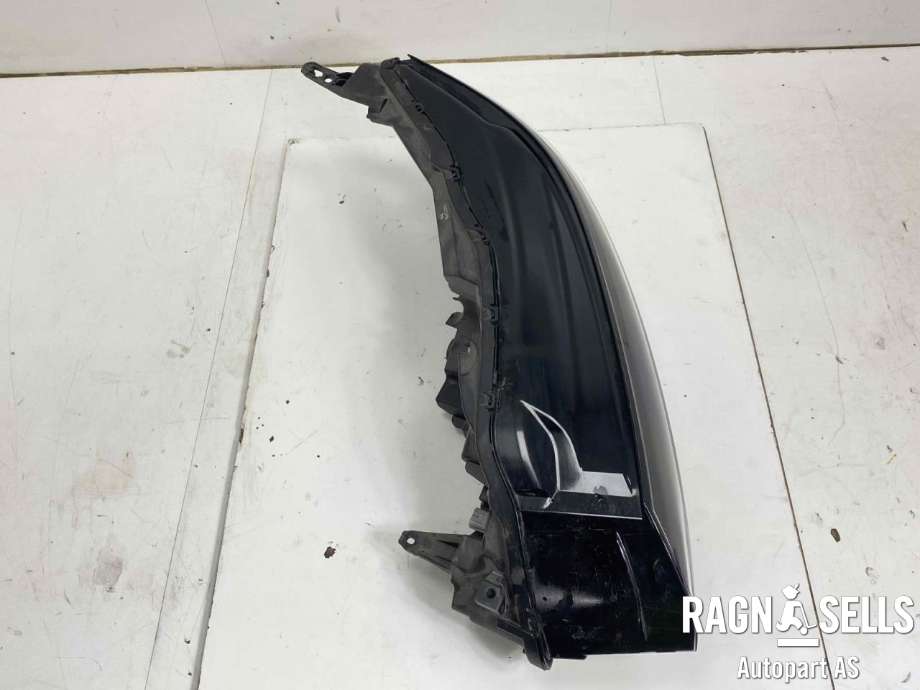 Frontlykt venstre full-LED til Nissan Ariya 2022-->>  (260605SH5B|260605SH5A|)