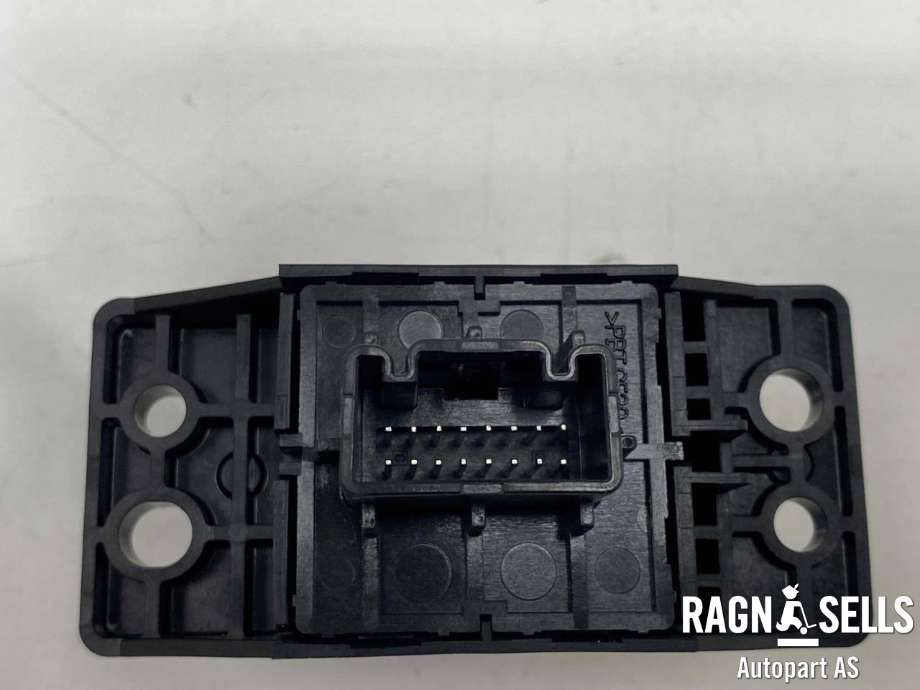 Bryter elektrisk håndbrekk/parkbrems til Nissan Ariya 2022-->>  (15410SD|251754BA0A|)