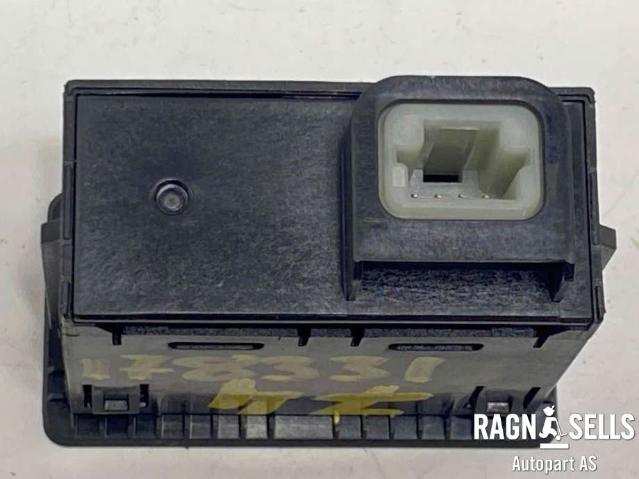 Dashbord diverse til Nissan Ariya 2022-->>  (25331 6UA0|)
