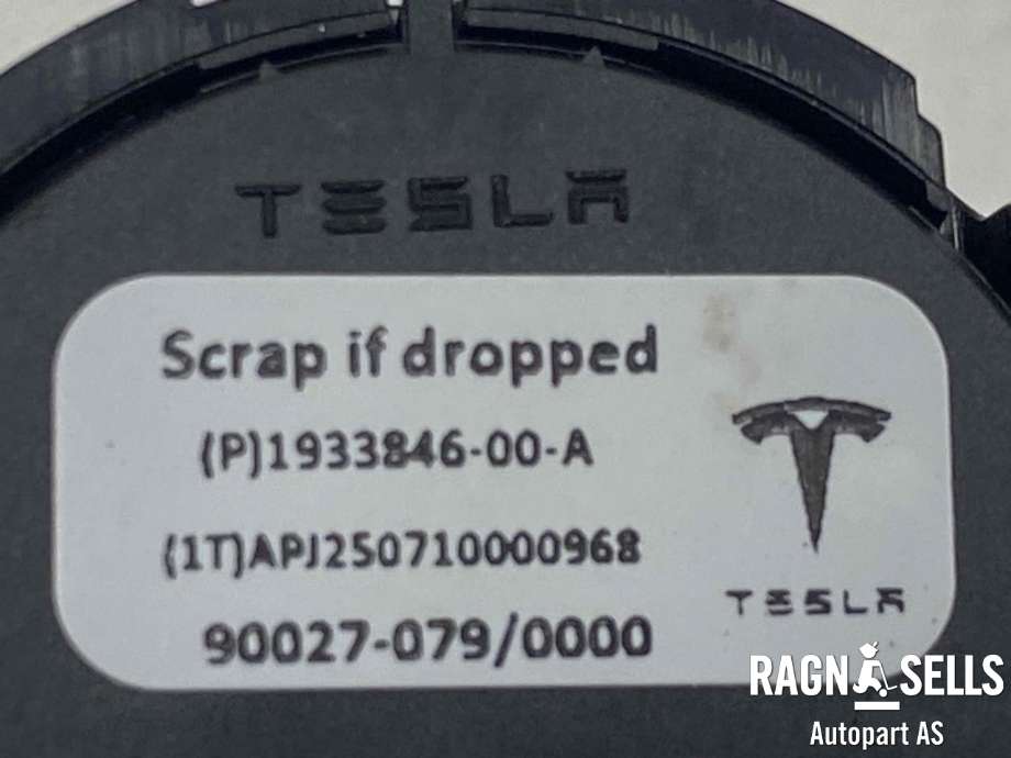 Bryter baklukeåpner til Tesla Model 3 2024-->> (Fase 2)  (1933846 00 A|)
