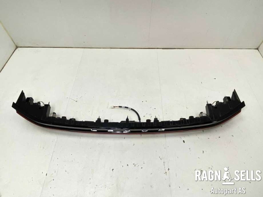 Baklykt midtre til Lexus RZ 2023-->>  (81580 46020|)