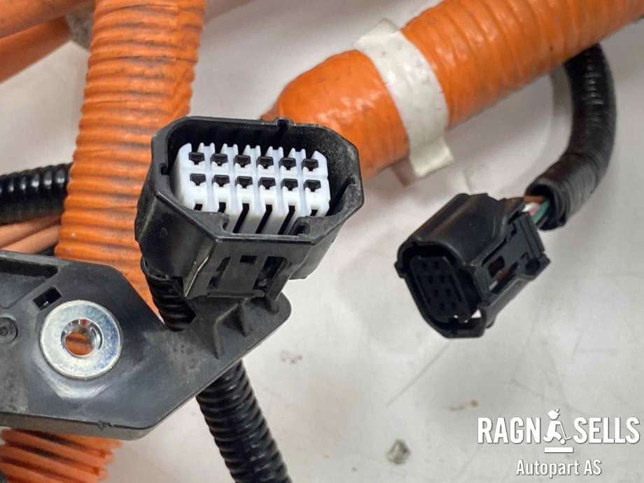 Batterilader inntak/luke til Lexus RZ 2023-->> (G9082 46020|)