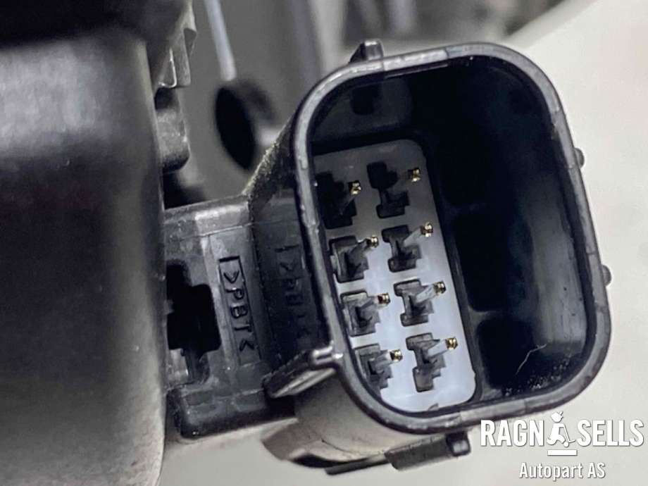 Batterilader inntak/luke til Lexus RZ 2023-->>  (5840646010|)