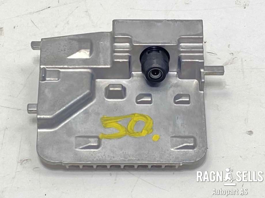 Kamera til Lexus RZ 2023-->> (8646C 46010|)