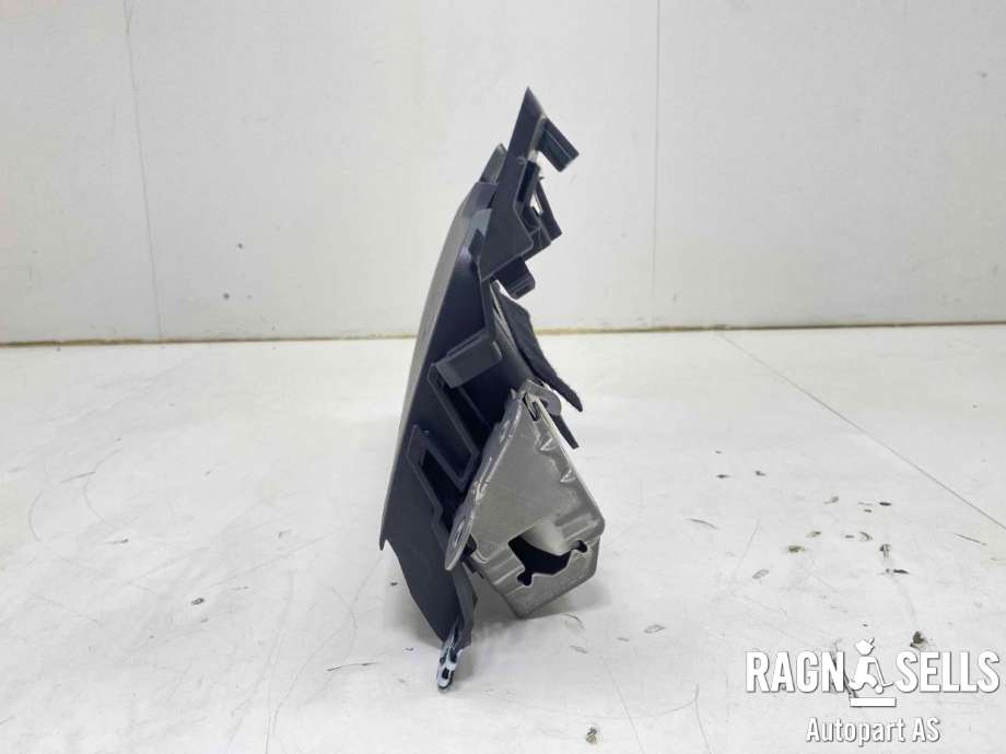 Airbag kne til Lexus RZ 2023-->>  (TG 13D04001 0589-P1-000739|)