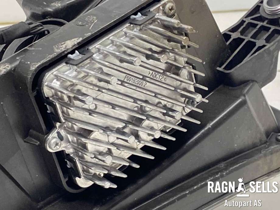 Frontlykt venstre full-LED til MG MG4 2022-->>  