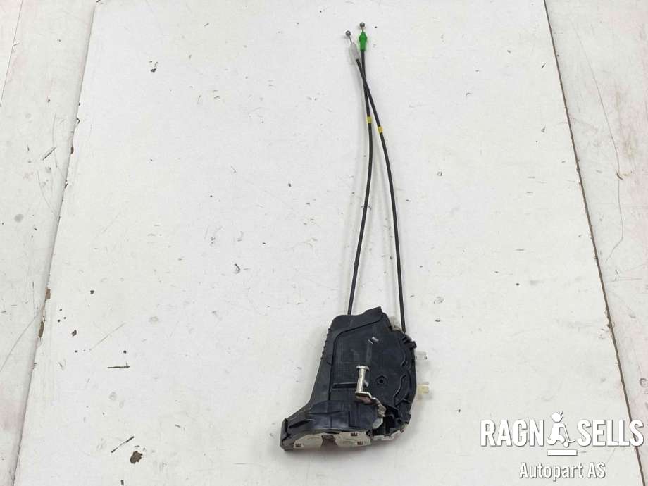 Låsekasse høyre bak til Toyota Yaris, 2014-2020 (Type III, Fase 2)