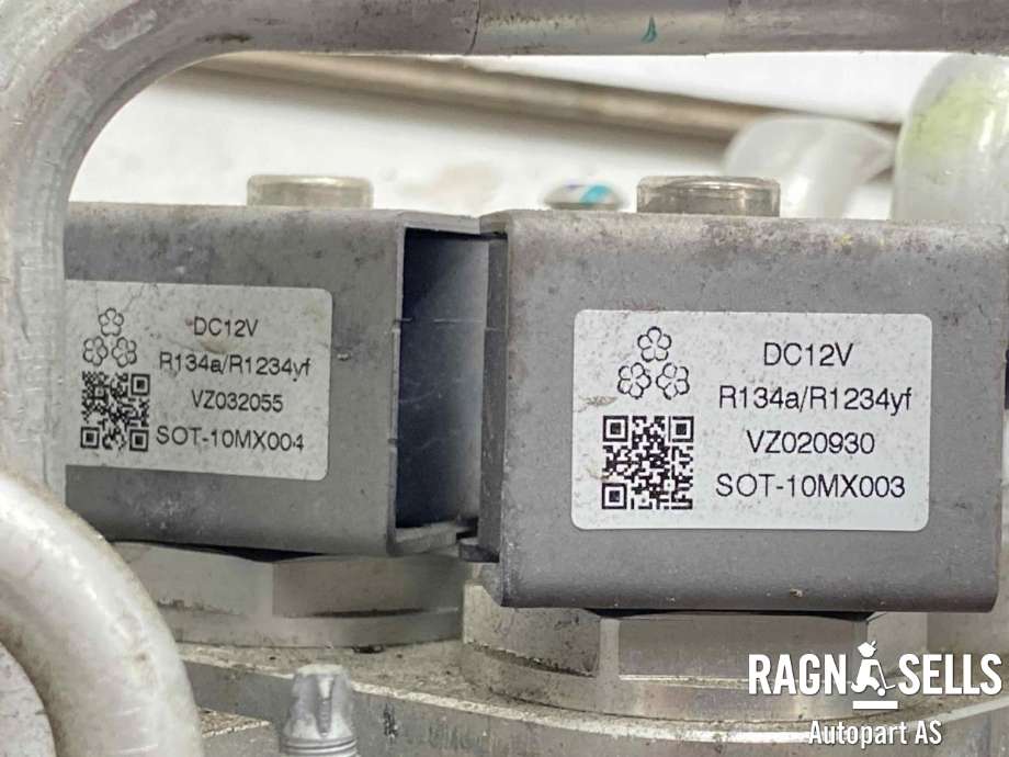 Varmeapparat diverse til NIO ET5 2023-->>  (P0228138|)