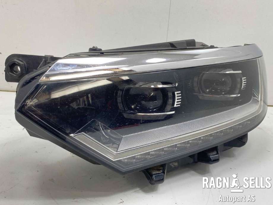 Frontlykt venstre full-LED til VW Passat 2015-2019 (Fase 1) (B8) (B8) (3G1 941 113 A|)