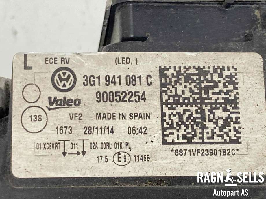 Frontlykt venstre full-LED til VW Passat 2015-2019 (Fase 1) (B8) (B8) (3G1 941 113 A|)