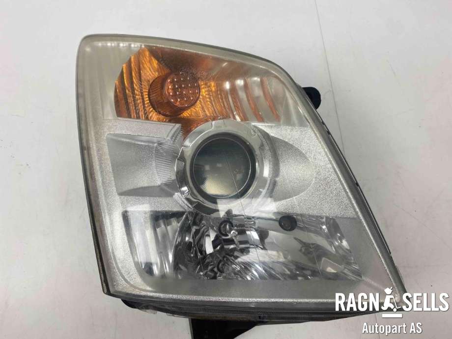 Frontlykt høyre halogen til Isuzu D-Max, 2007-2012 (Type I)  (8980800090)