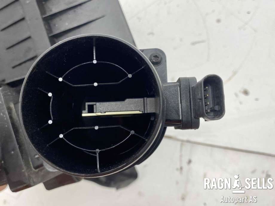 Luftfilterboks til VW Passat 2015-2019 (Fase 1) (B8) (B8) (1K0129607C|1K0129610D|)