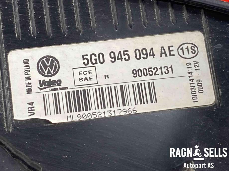 Baklykt høyre indre til VW Golf VII 2012-2017 (Fase 1)  (5G0 945 094 AE|)