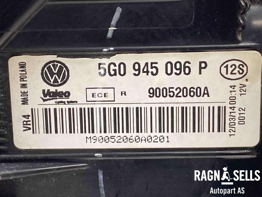 Baklykt høyre ytre til VW Golf VII 2012-2017 (Fase 1)  (5G0 945 096 P|)