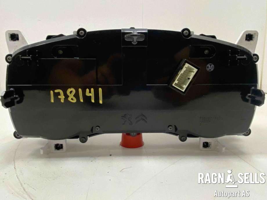 Instrumentpanel til Toyota Proace 2016-->> (Type II)