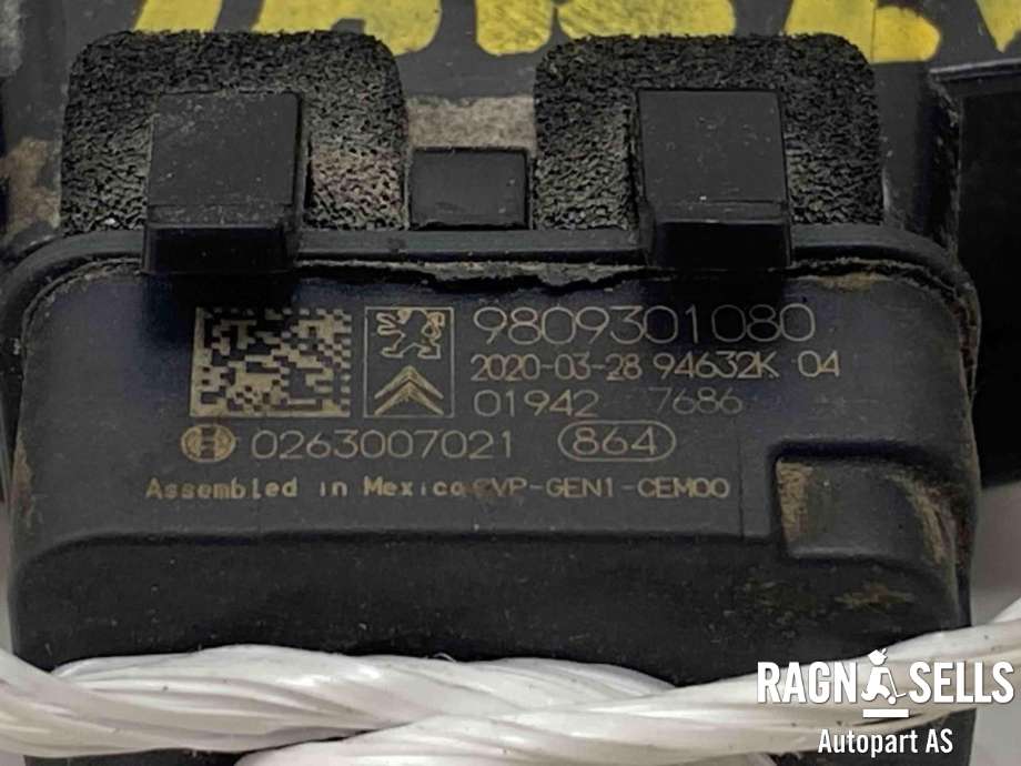 Parkeringskamera bak til Toyota Proace 2016-->> (Type II) (8679064050|8ZC01578|)