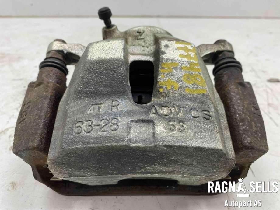 Bremsecaliper høyre foran til Toyota Prius +7, 2012-2020 (Type III) (stasjonsvogn) (stasjonsvogn)