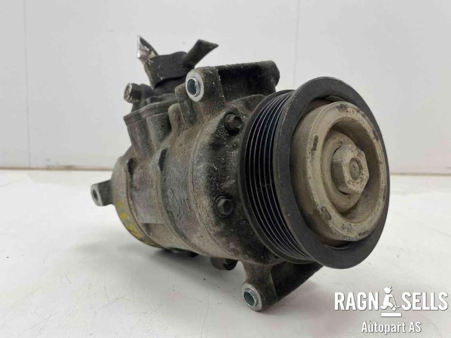 Aircondition kompressor til VW Amarok, 2010-2016 (Type I, Fase 1) (7E0 820 803 J)
