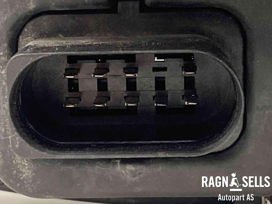 Frontlykt venstre halogen til VW Amarok 2010-2016 (Type I, Fase 1) (2H1 941 015 AA|)
