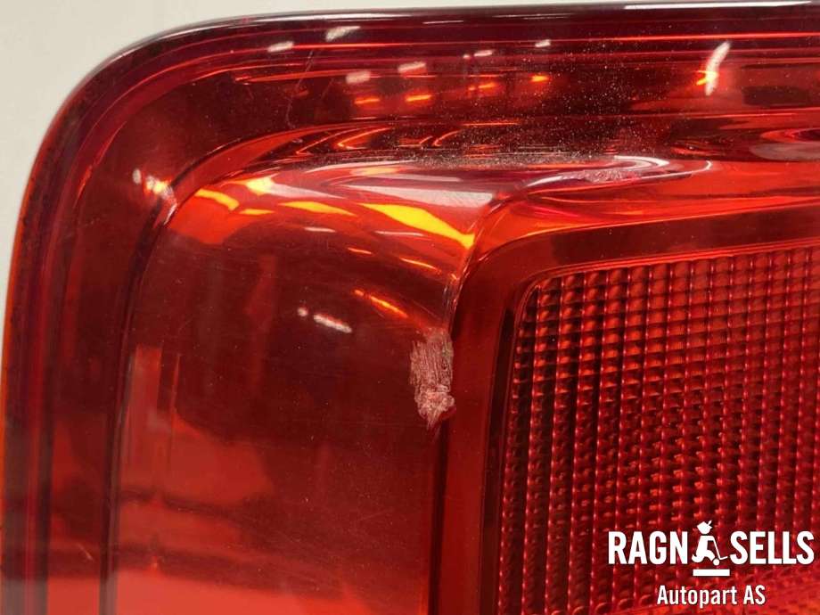 Baklykt venstre til VW Amarok 2010-2016 (Type I, Fase 1) (2H1 945 095 C|2H1 945 095 G|)