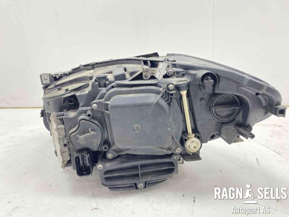 Frontlykt høyre xenon til BMW 5-Serie 2010-2017 (F10/F11) (F10/F11) 