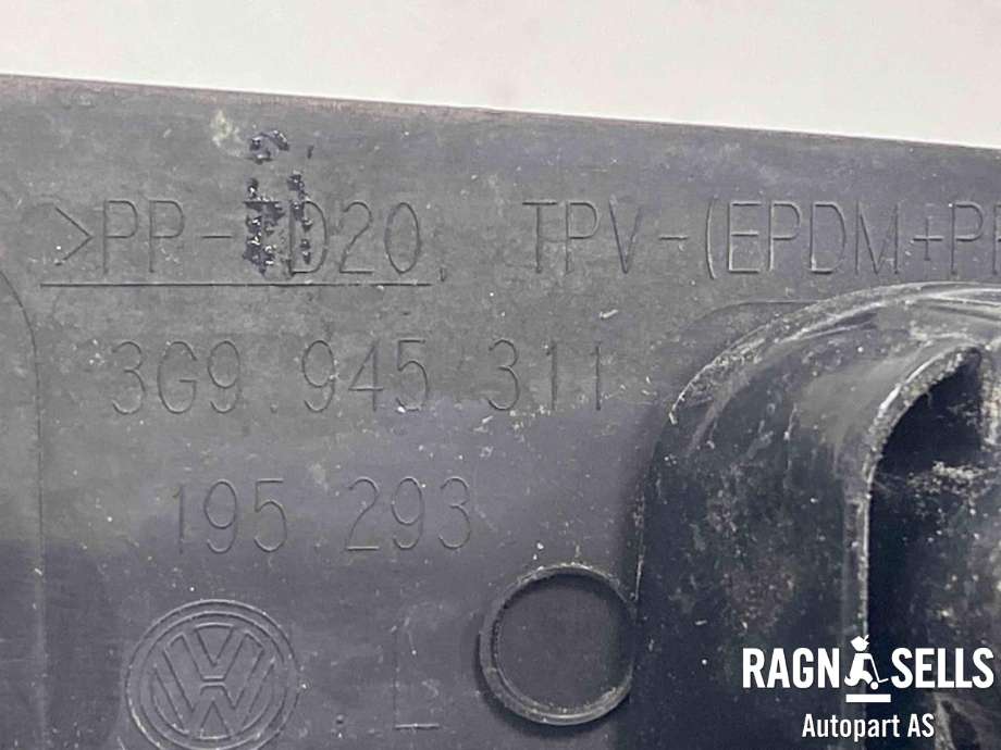 Baklykt venstre ytre til VW Passat 2015-2019 (Fase 1) (B8) (B8) (510 945 095 AF|510945095Q|)