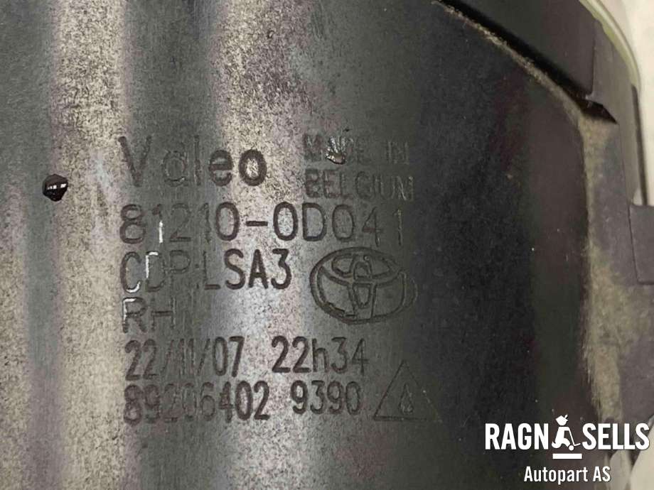 Tåkelykt høyre foran til Toyota RAV4 2006-2009 (Type III, Fase 1)  