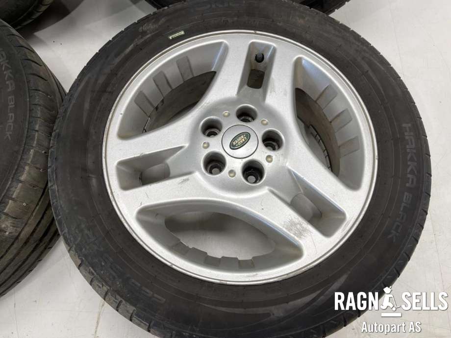 Felgsett aluminium til Land Rover Freelander 1998-2006 (Type I)  (5X114|3/ET46/64|1|7J*17CH|)