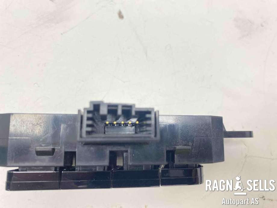 Bryter diverse til Volvo XC90 2015-2025 (Type II)  (31376461|)