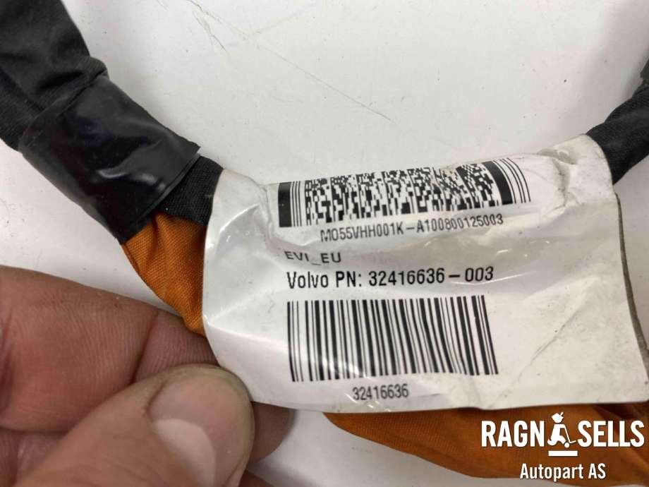Batterilader inntak/luke til Volvo XC90 2015-2025 (Type II)  (32416636|)