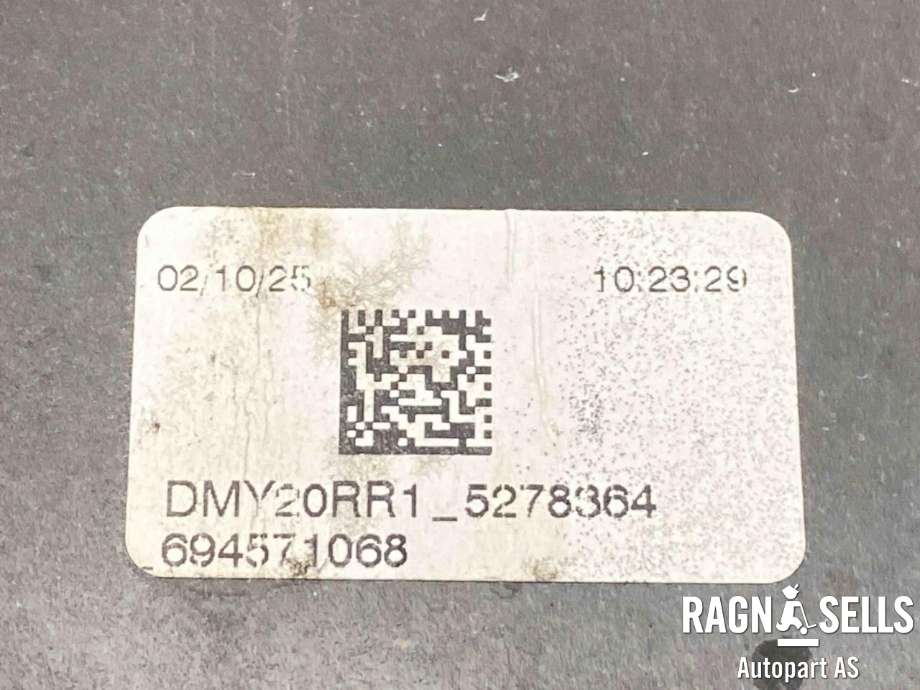 Ruteheis høyre bak til Volvo XC90 2015-2025 (Type II)  (31349765|)