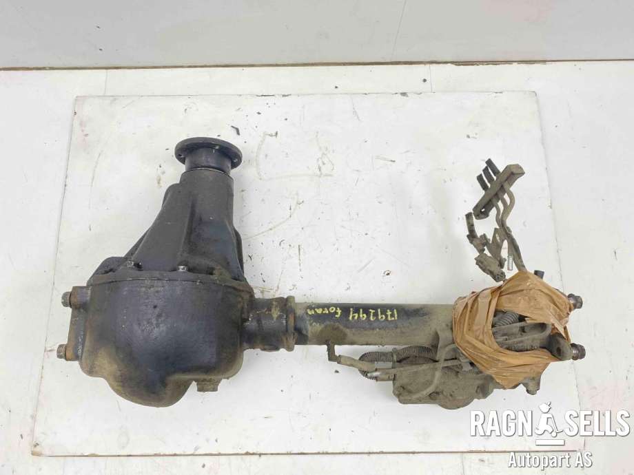Kardang klokke foran til Isuzu D-Max 2007-2012 (Type I)  (8-98190-115-0|GT4|)