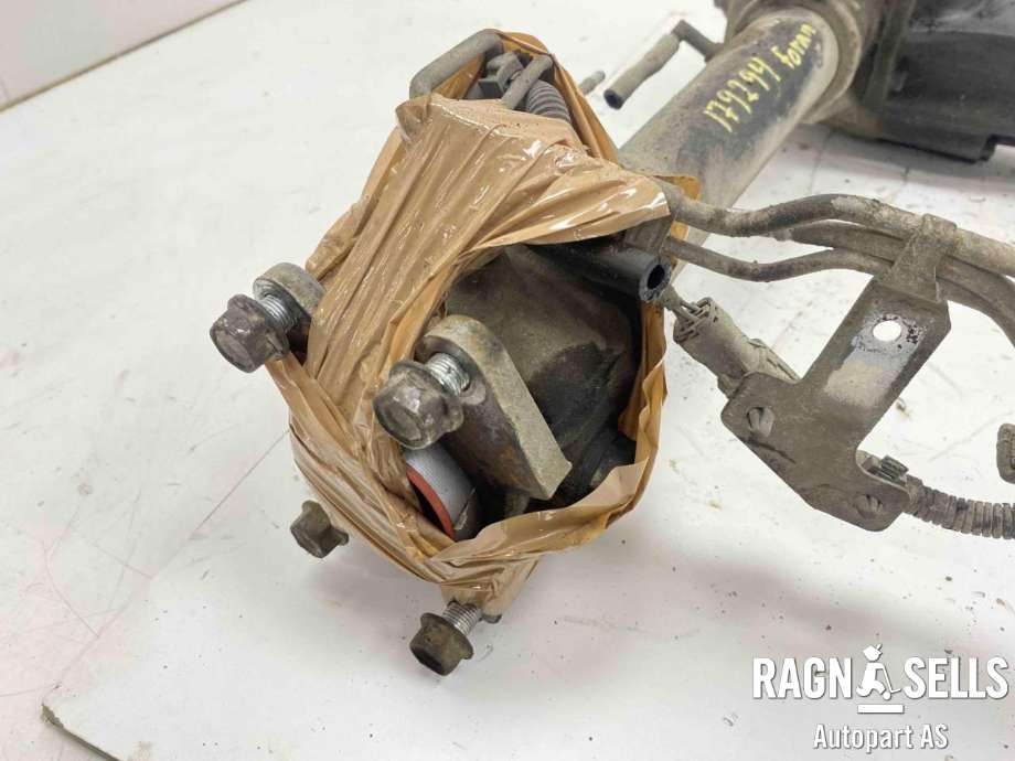 Kardang klokke foran til Isuzu D-Max 2007-2012 (Type I)  (8-98190-115-0|GT4|)