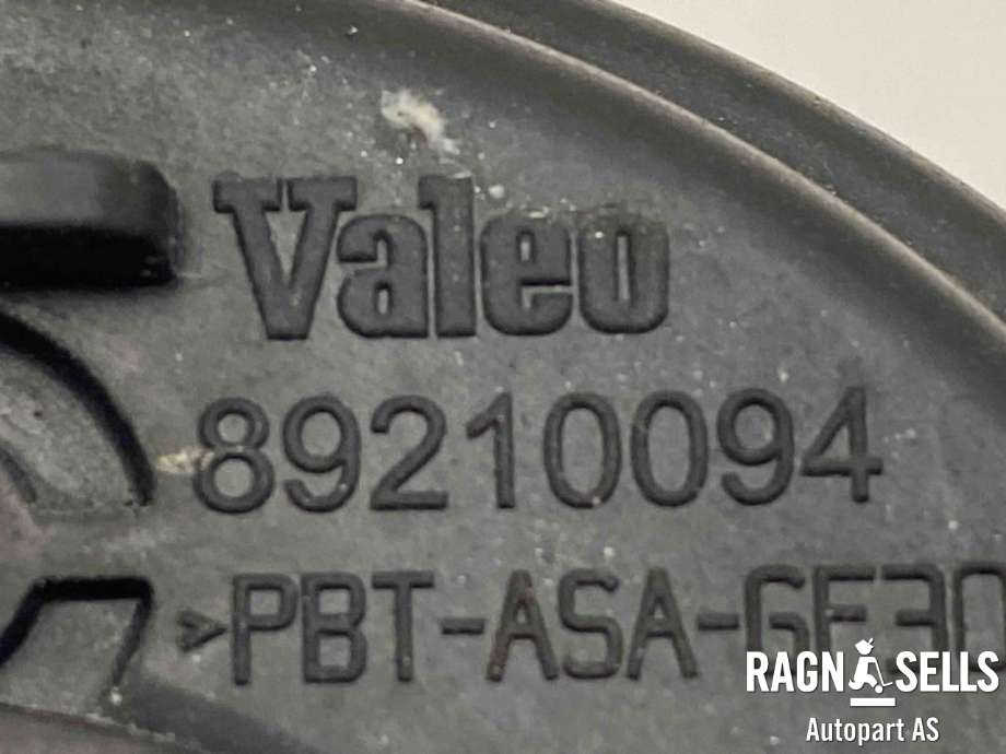 Tåkelykt venstre foran til Ford Ranger / Ranger Raptor 2015-2022  (89210094|89204894|2N11-15201-AB|1209177|)