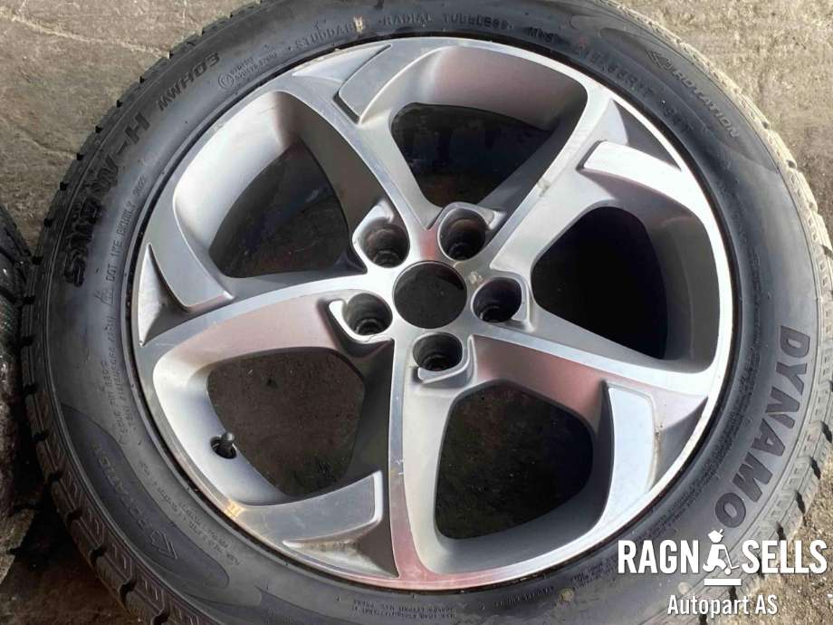 Hjulsett aluminium vinter til Peugeot 508 2011-2014 (Type I, Fase 1) (CONTINENTAL|5X108/ET46/65.1|215/55R17|)