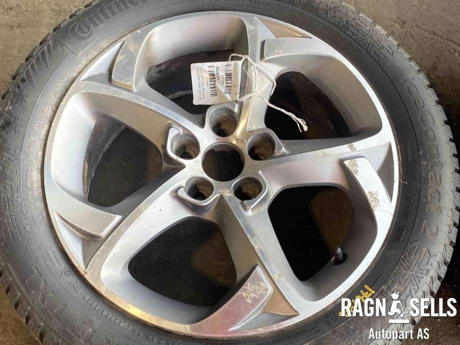 Hjulsett aluminium vinter til Peugeot 508 2011-2014 (Type I, Fase 1) (CONTINENTAL|5X108/ET46/65.1|215/55R17|)