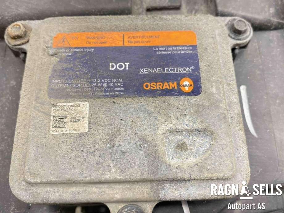 Frontlykt venstre xenon til Tesla Model S 2013-2016 (Fase 1)  (6005910-00-C|6005910-00-B|6005910)