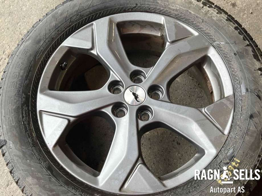 Hjulsett aluminium vinter til Ford Mustang Mach-e 2020-->>  (NOKIAN|5X108/ET47|5/63|4|225/60R18|)