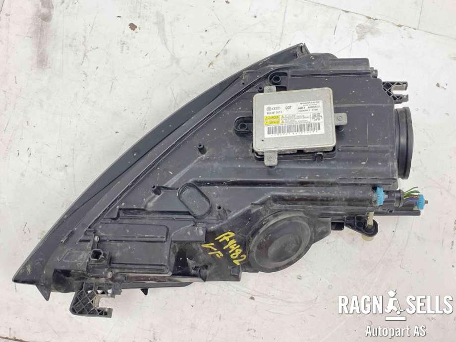 Frontlykt venstre xenon til Audi A3 2009-2012 (Type II, Fase 2)  