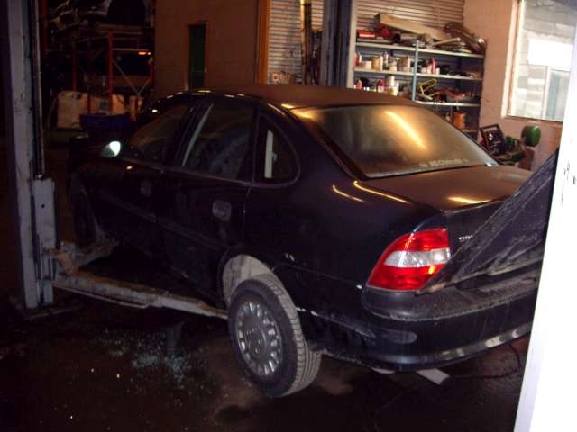 Opel Vectra B 1996-2001 , Motorkode: 4 CYL INSP, Girkassekode: 