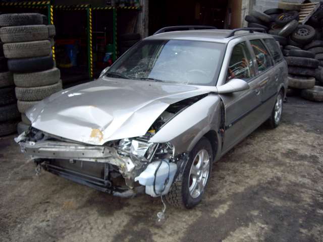 Opel Vectra B 1996-2001 , Motorkode: 4 CYL INSP, Girkassekode: