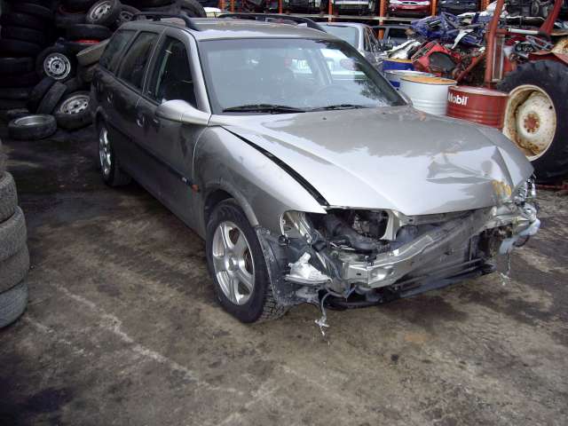 Opel Vectra B 1996-2001 , Motorkode: 4 CYL INSP, Girkassekode: