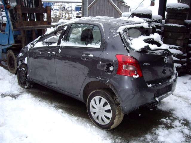 Toyota Yaris 2006-2009 (Type II, Fase 1) , Motorkode: 4 CYL DIES, Girkassekode: 