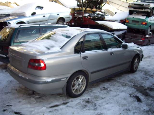 Volvo V40 / S40 1994-2000 (Type I, Fase 1) , Motorkode: 4 CYL INSP, Girkassekode: