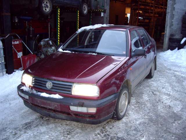 VW Vento 1992-1998 , Motorkode: BENSIN, Girkassekode: